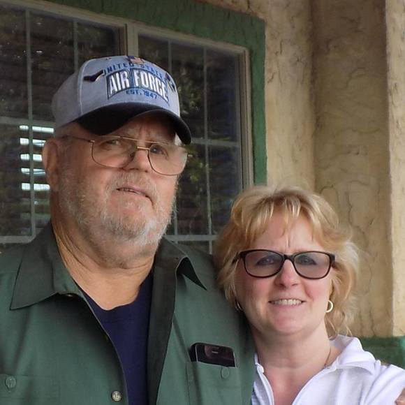 Meet your Posher, Cynthia - Picture 2 of 2